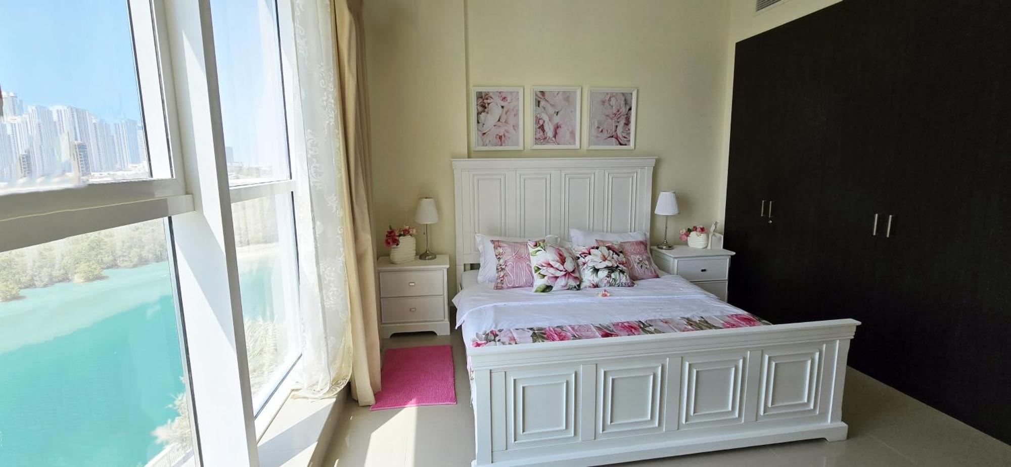 Rosabella Sea Breeze Retreat *